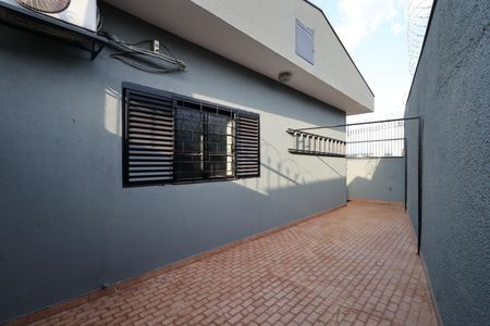 Casa para alugar com 262m², 5 quartos e 5 vagas Casa para alugar com 262m², 5 quartos e 5 vagasQuintal