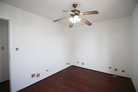 Apartamento à venda com 115m², 3 quartos e 1 vaga Apartamento à venda com 115m², 3 quartos e 1 vagaQuarto 1