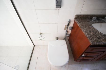 Apartamento à venda com 115m², 3 quartos e 1 vaga Apartamento à venda com 115m², 3 quartos e 1 vagaBanheiro