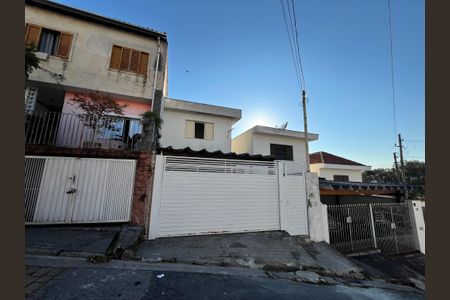 Casa à venda com 130m², 3 quartos e 2 vagasFachada