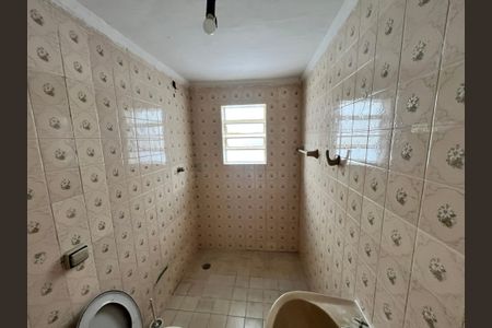 Casa à venda com 130m², 3 quartos e 2 vagasBanheiro Social