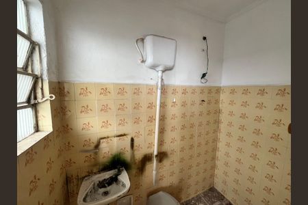 Casa à venda com 130m², 3 quartos e 2 vagasBanheiro de serviço