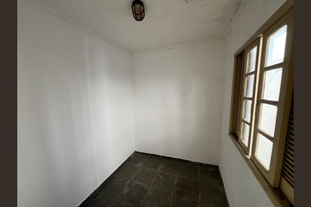 Casa à venda com 130m², 3 quartos e 2 vagasQuarto de Serviço