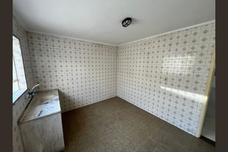 Casa à venda com 130m², 3 quartos e 2 vagasCozinha