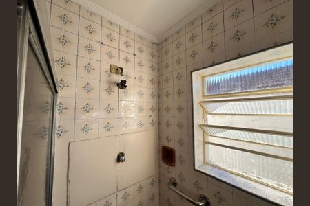 Casa à venda com 130m², 3 quartos e 2 vagasBanheiro Social