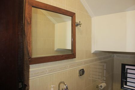 Casa à venda com 250m², 4 quartos e 4 vagasLavabo