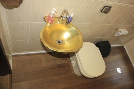 Casa à venda com 250m², 4 quartos e 4 vagasLavabo