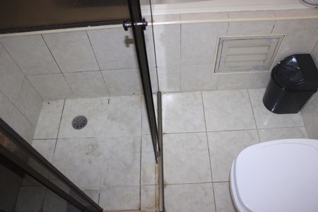 Casa à venda com 250m², 4 quartos e 4 vagasBanheiro da Suíte 1