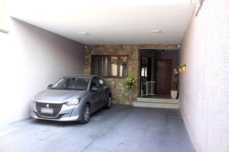 Casa à venda com 250m², 4 quartos e 4 vagasGaragem