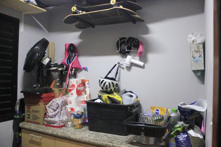 Casa à venda com 250m², 4 quartos e 4 vagasQuarto de empregada/ Depósito