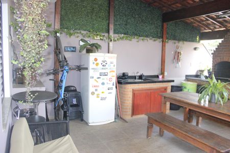 Casa à venda com 250m², 4 quartos e 4 vagasEspaço Gourmet