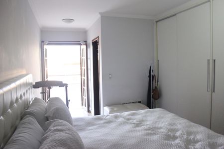 Casa à venda com 250m², 4 quartos e 4 vagasSuíte 1