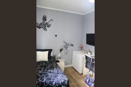 Casa à venda com 250m², 4 quartos e 4 vagasSuíte 2