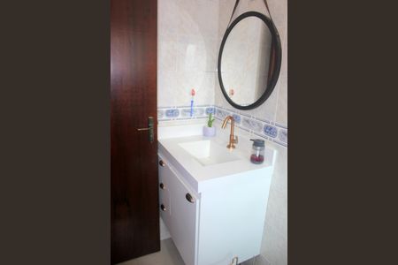 Casa à venda com 250m², 4 quartos e 4 vagasBanheiro da Suíte 2