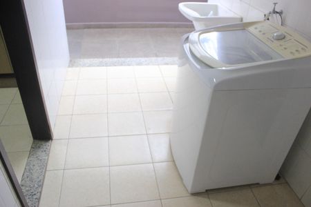 Casa à venda com 250m², 4 quartos e 4 vagasÁrea de serviço