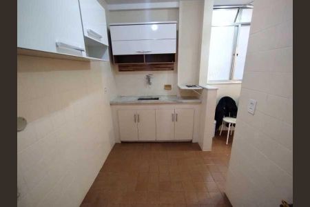 Apartamento à venda com 59m², 1 quarto e 1 vaga