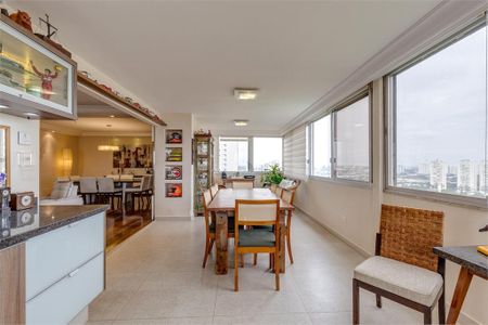 Apartamento à venda com 411m², 4 quartos e 3 vagas