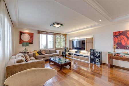 Apartamento à venda com 411m², 4 quartos e 3 vagas