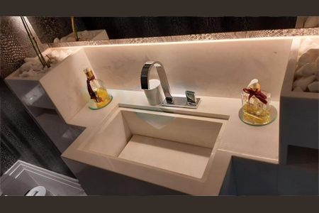 Apartamento à venda com 190m², 3 quartos e 3 vagas