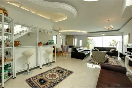 Casa à venda com 400m², 4 quartos e 8 vagas