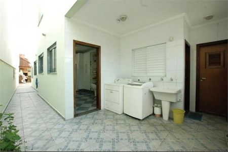 Casa à venda com 400m², 4 quartos e 8 vagas