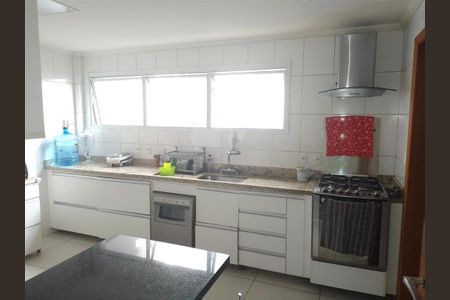 Apartamento à venda com 120m², 3 quartos e 3 vagas