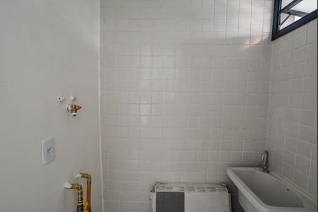 Apartamento à venda com 37m², 2 quartos e 1 vaga Apartamento à venda com 37m², 2 quartos e 1 vagaÁrea de Serviço