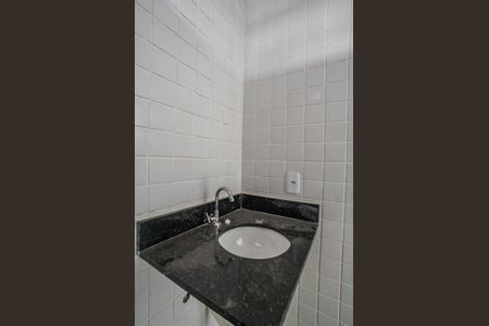 Apartamento à venda com 37m², 2 quartos e 1 vaga Apartamento à venda com 37m², 2 quartos e 1 vagaBanheiro