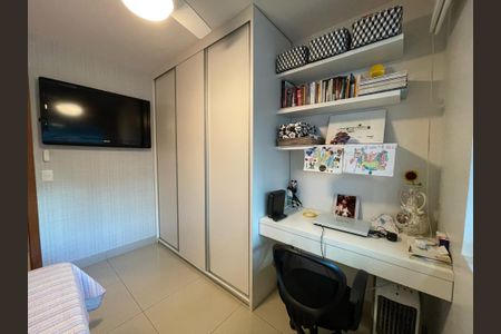 Apartamento à venda com 102m², 3 quartos e 2 vagasquarto 2