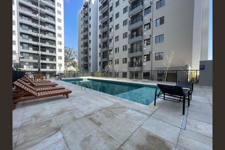Apartamento à venda com 42m², 2 quartos e sem vagaÁrea comum - Piscina