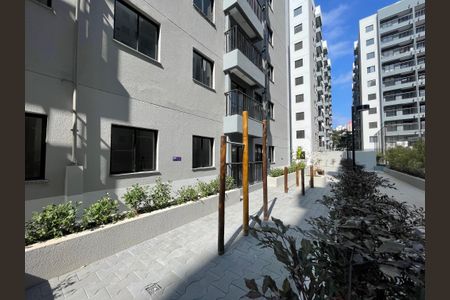 Apartamento à venda com 42m², 2 quartos e sem vagaÁrea comum
