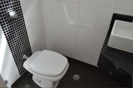 Casa à venda com 106m², 2 quartos e 2 vagasLavabo da Sala