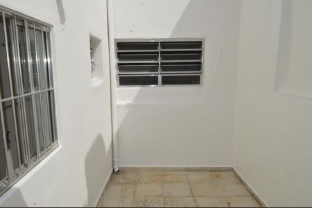 Casa à venda com 106m², 2 quartos e 2 vagasQuintal