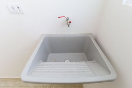 Studio para alugar com 28m², 1 quarto e sem vaga Studio para alugar com 28m², 1 quarto e sem vagaÁrea de serviço