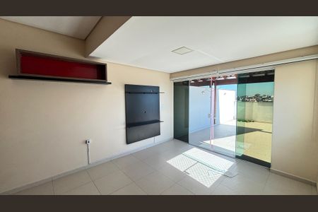 Apartamento à venda com 100m², 2 quartos e 2 vagas Apartamento à venda com 100m², 2 quartos e 2 vagasCobertura