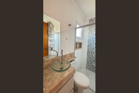 Apartamento à venda com 100m², 2 quartos e 2 vagas Apartamento à venda com 100m², 2 quartos e 2 vagasBanheiro da Suíte