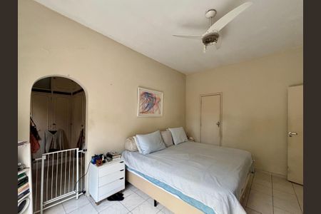 Apartamento à venda com 170m², 3 quartos e sem vaga Apartamento à venda com 170m², 3 quartos e sem vagaSuíte 1