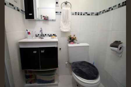Casa à venda com 110m², 2 quartos e 1 vagaBanheiro