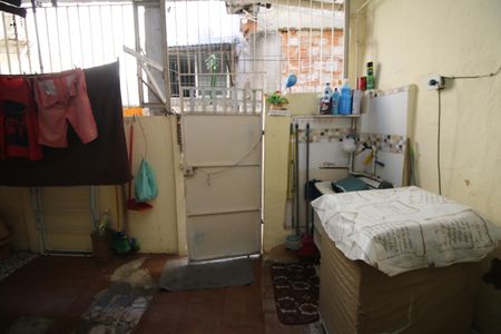 Casa à venda com 110m², 2 quartos e 1 vagaÁrea de Serviço