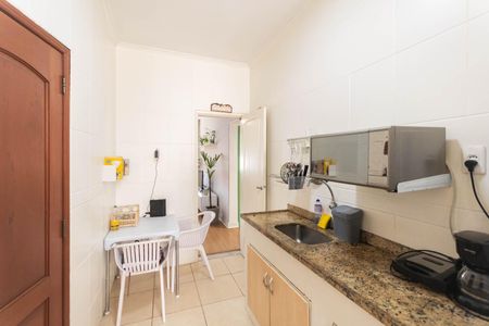 Apartamento à venda com 99m², 2 quartos e 1 vagaCozinha