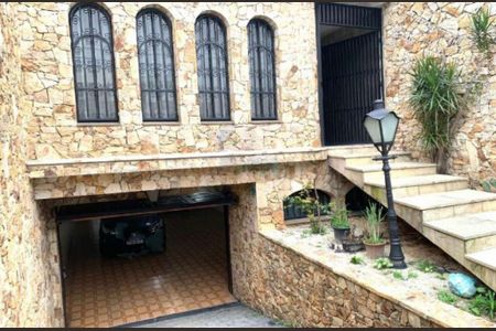 Casa à venda com 289m², 3 quartos e 6 vagas