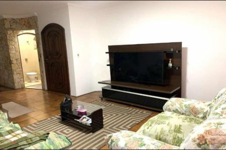 Casa à venda com 289m², 3 quartos e 6 vagas