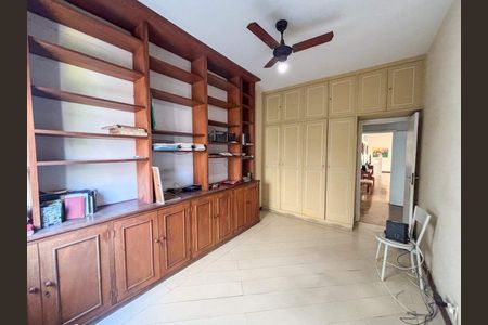 Apartamento à venda com 178m², 3 quartos e sem vaga