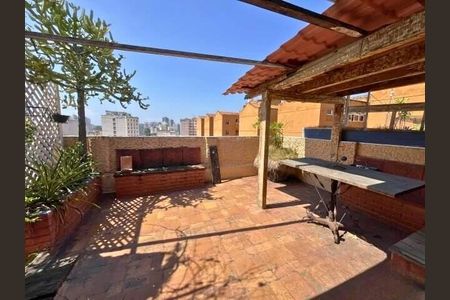 Casa à venda com 100m², 3 quartos e sem vaga
