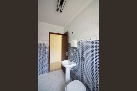 Casa para alugar com 158m², 3 quartos e 2 vagasBanheiro Social