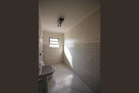 Casa para alugar com 158m², 3 quartos e 2 vagasQuarto 3 - Suíte Banheiro