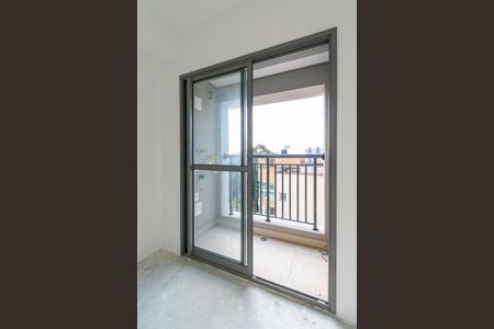 Apartamento à venda com 28m², 1 quarto e sem vaga Apartamento à venda com 28m², 1 quarto e sem vagaSacada