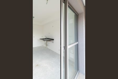Apartamento à venda com 28m², 1 quarto e sem vaga Apartamento à venda com 28m², 1 quarto e sem vagaSacada