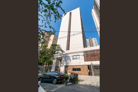 Apartamento à venda com 28m², 1 quarto e sem vaga Apartamento à venda com 28m², 1 quarto e sem vagaFachada