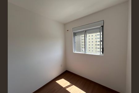Quarto 2 de apartamento para alugar com 2 quartos, 40m² em Del Castilho, Rio de Janeiro